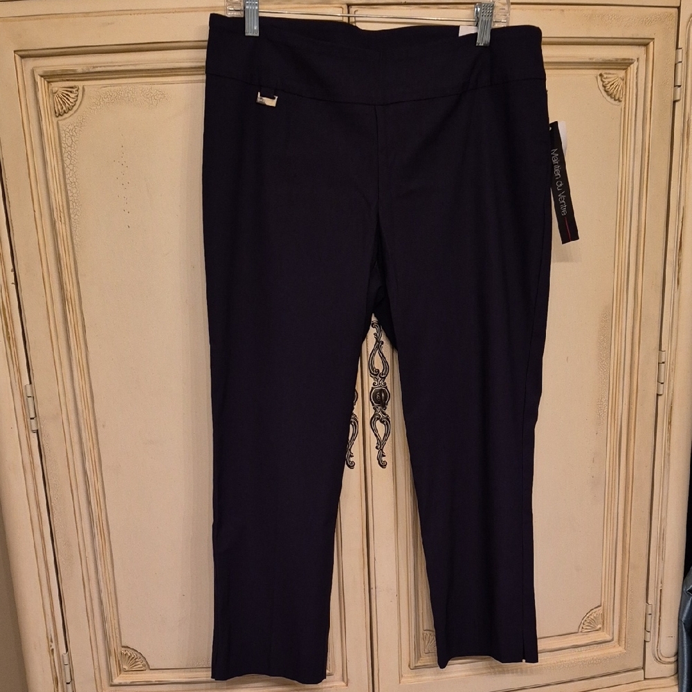 Peck & Peck - Eva Crop Pant in Navy, size 12
